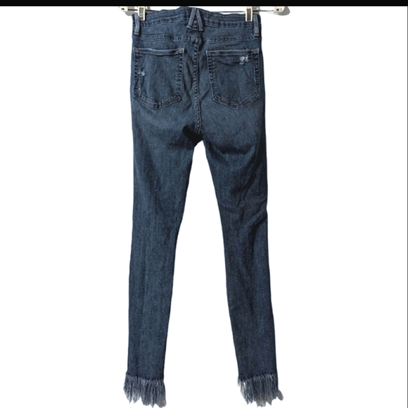 Good American Good Waist High Rise Frayed Fringe Distressed Hem Denim Jeans 4/27 - Picture 3 of 12
